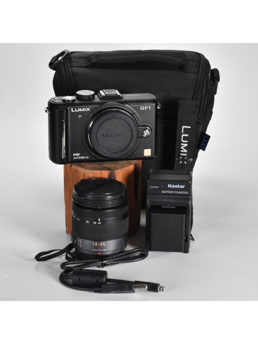 Panasonic Lumix DMC-GF1 Mirrorless Digital Camera 12.1MP 14-45mm Lens HD Video